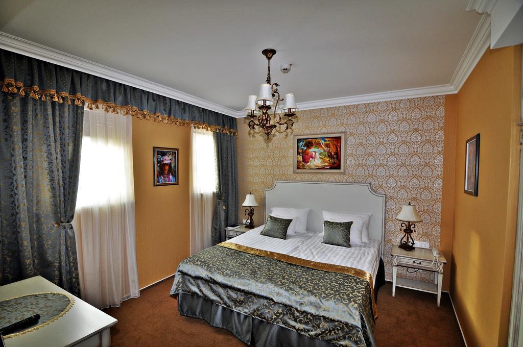 Hotel Villa Classica Pápa Rum bild
